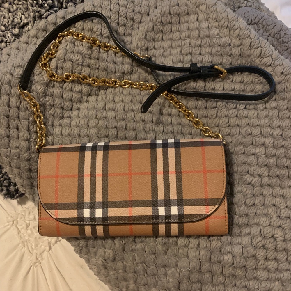 Vintage check Burberry clutch